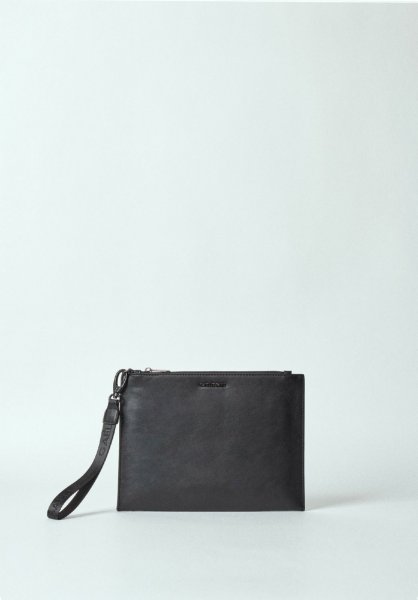  UNISEX 4 GIVENESS FGAM1733
